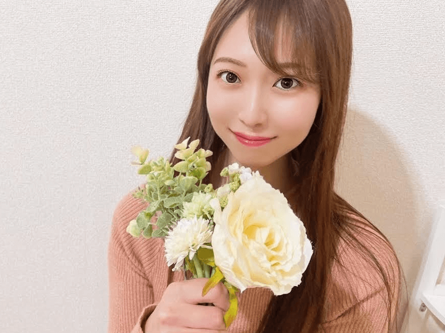 あやみ先生の素顔と欲望に迫る！dxliveで出会える奇跡